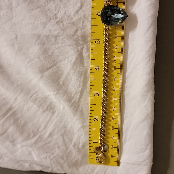 J Crew Pear or Tearshaped Blue Faux Gemstone Gold Tone Necklace Excellent Condit - Picture 14 of 16